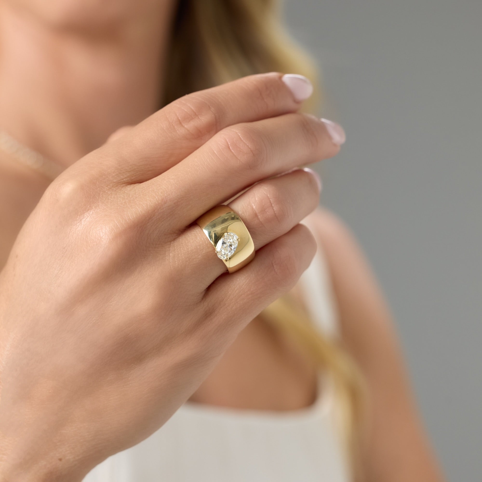Oval Diamond Statement Ring in 18K Yellow Gold