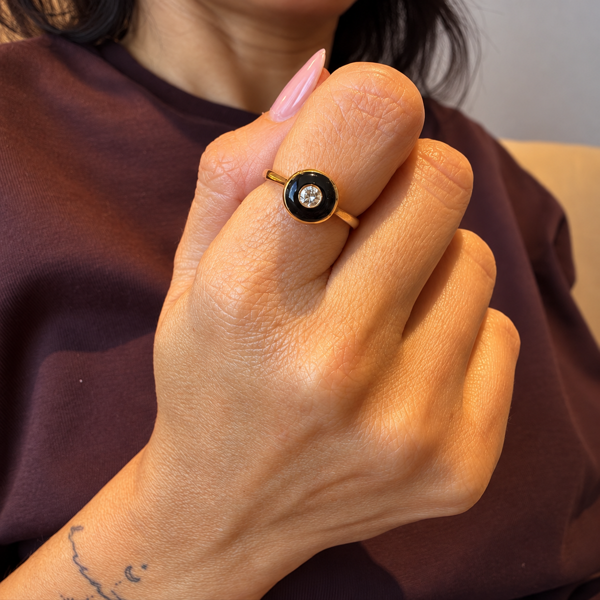 Round Diamond Enamel Frame Ring