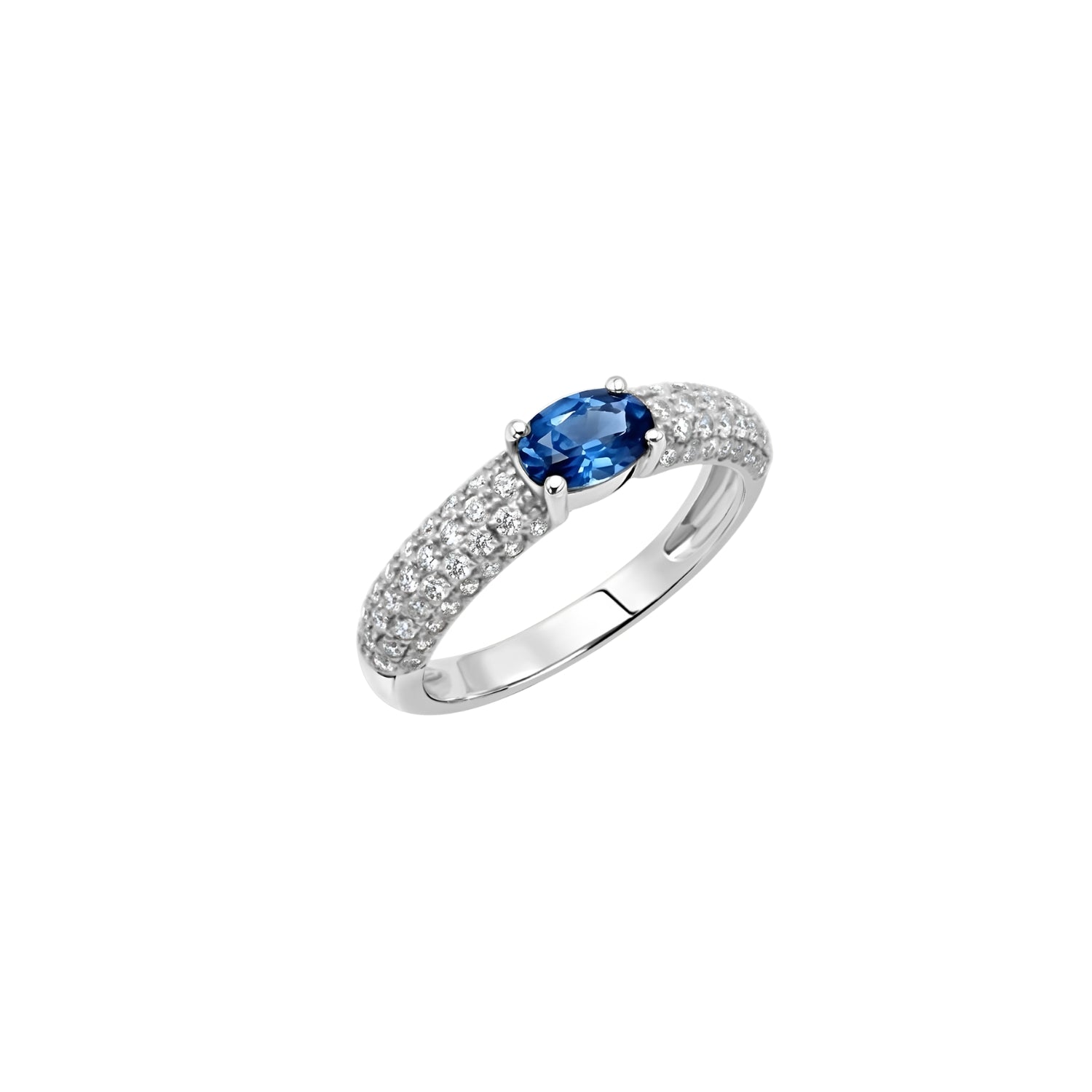 18K gold ring with oval blue sapphire and pavé diamonds