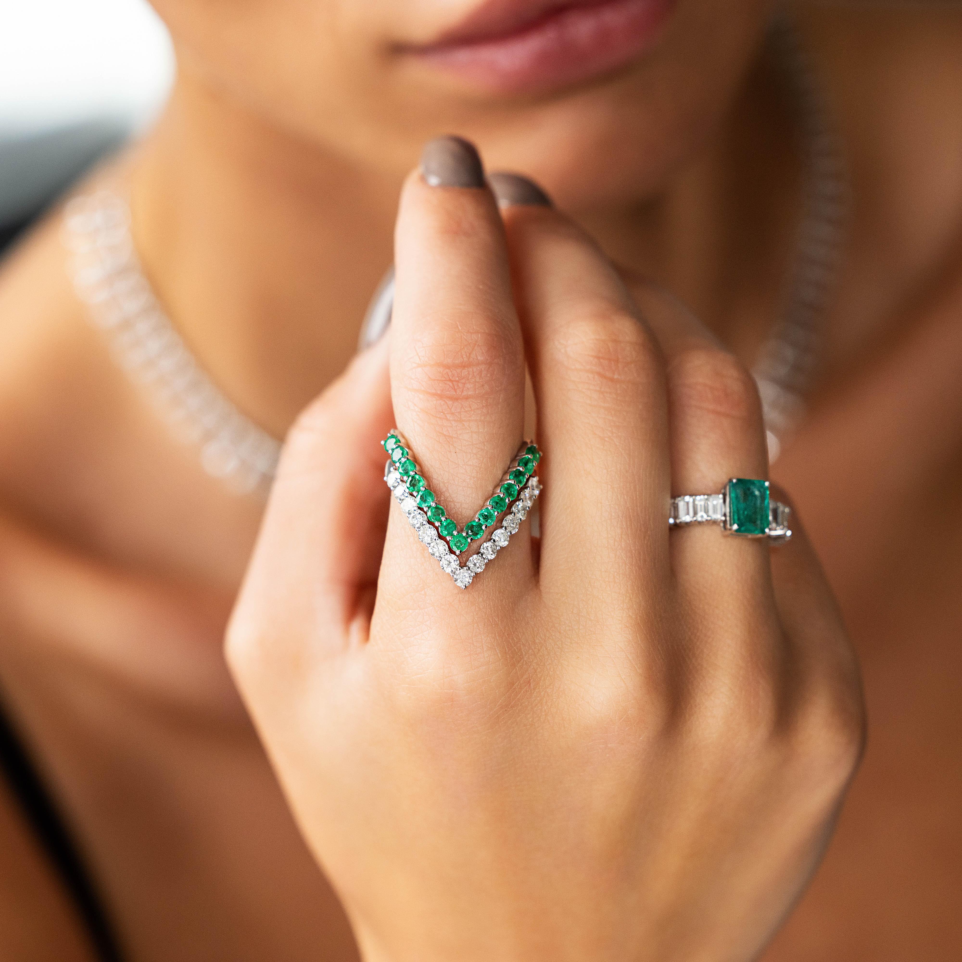 Emerald V Ring-Princess Jewelry Shop