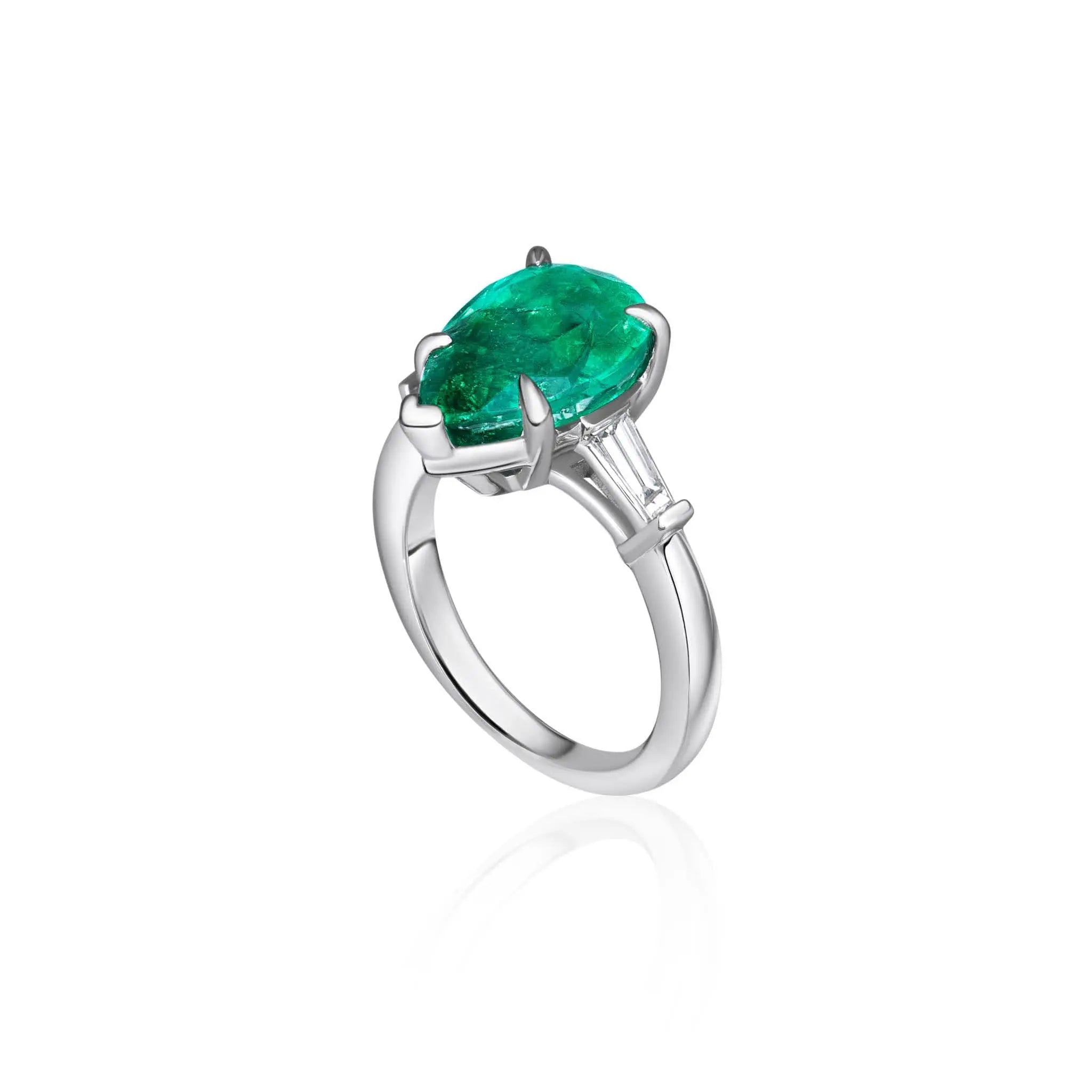 Pear-Shaped Emerald Ring-Princess Jewelry Shop