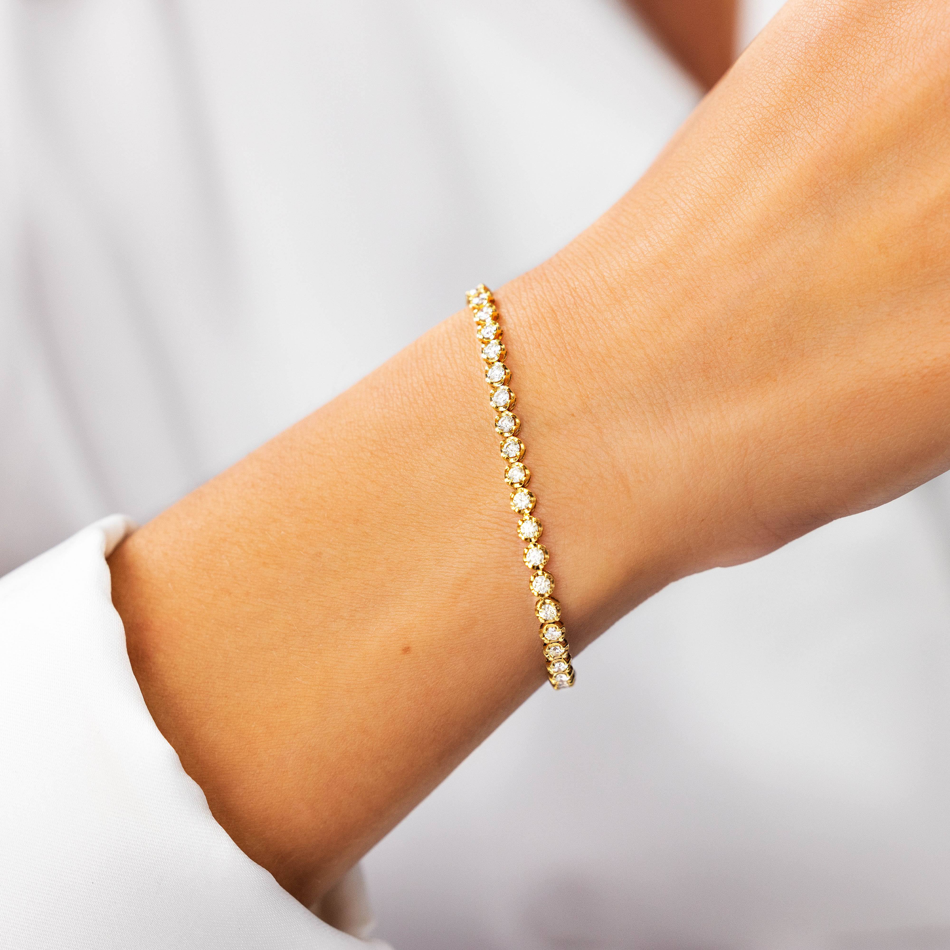 Round Diamond Bracelet-Princess Jewelry Shop