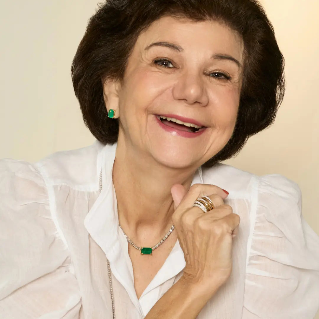 Two-tone crossover ring with pavé diamonds